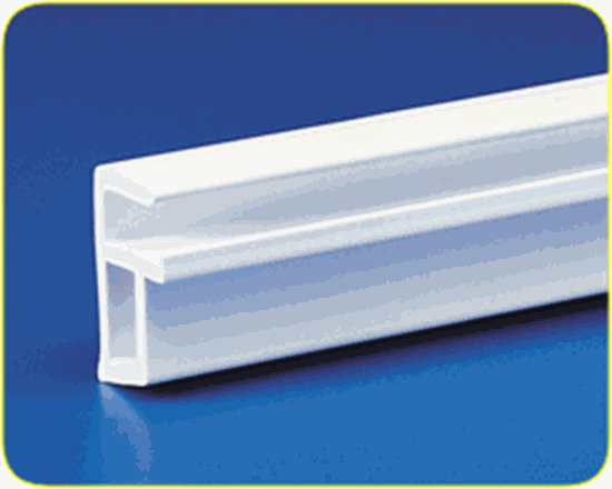 Picture of Quaker Pvc Extrusion Side Mount 8 Ft Qp521